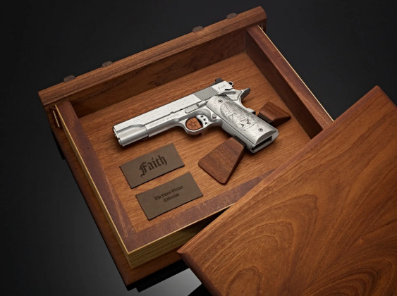 nella custodia, la cabot guns faith