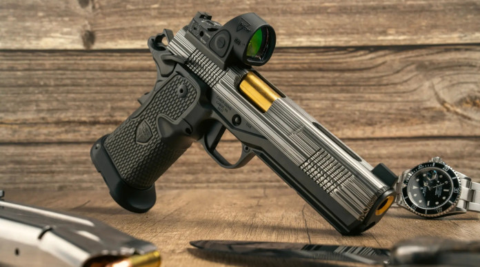 La Cabot Guns svela l’Apocalypse Max La Cabot Guns svela l’Apocalypse Max