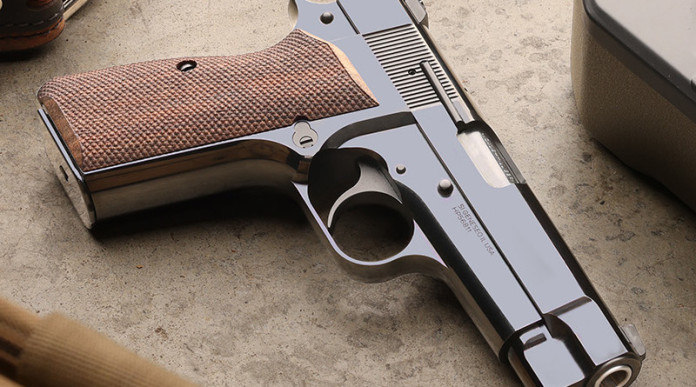 La brunitura lucida per la Springfield Armory Sa-35 La brunitura lucida per la Springfield Armory Sa-35
